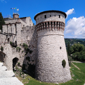 All'attacco! Storie e segreti del castello di Brescia