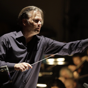 Christopher Franklin dirige il 9° concerto sinfonico