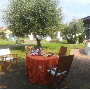 POPOLO IN PIEDI POETI E SCRITTORI DI STRADA