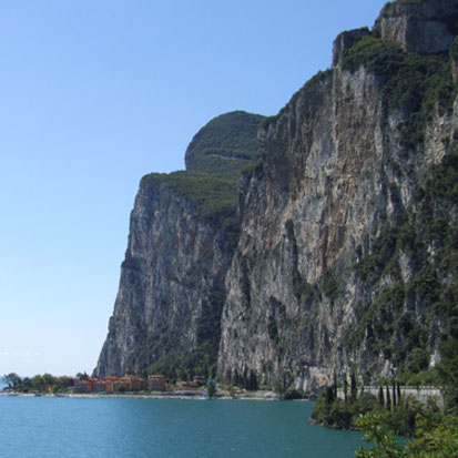 Campione del Garda - Cenni storici